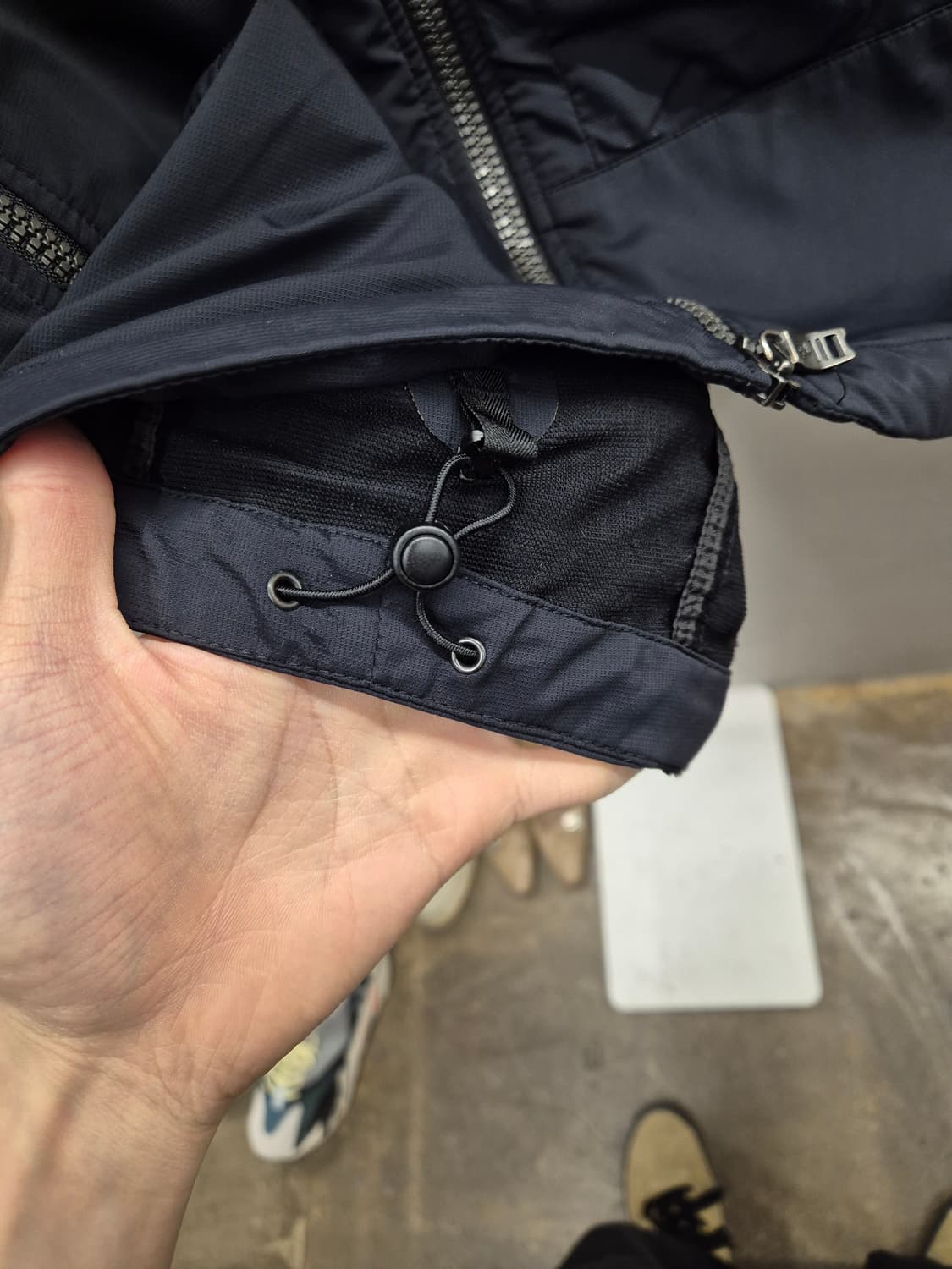 빅토리녹스 바람막이 자켓 M 네이비 상품이미지5