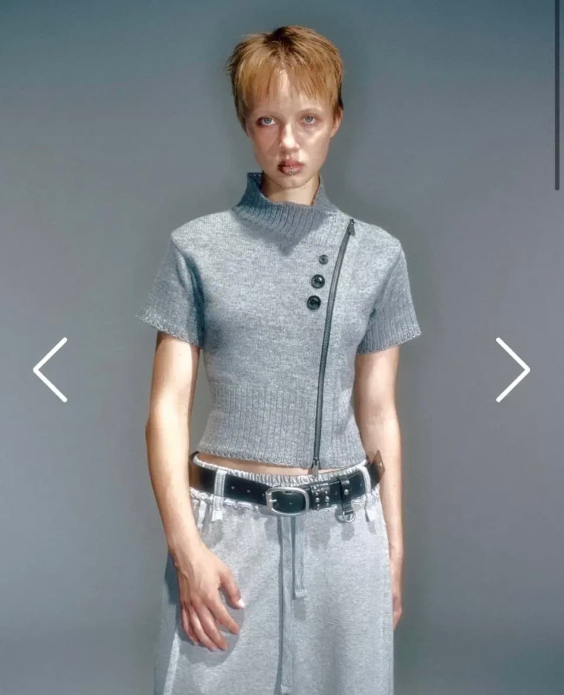 [구해요] HITA SHORT-SLEEVE KNIT ZIP-UP 상품이미지1