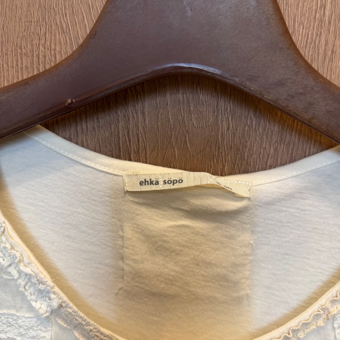빈티지 반팔 블라우스 레이스 빅카라 핀턱 셔링 디테일 루즈핏 아이보리 상품이미지5