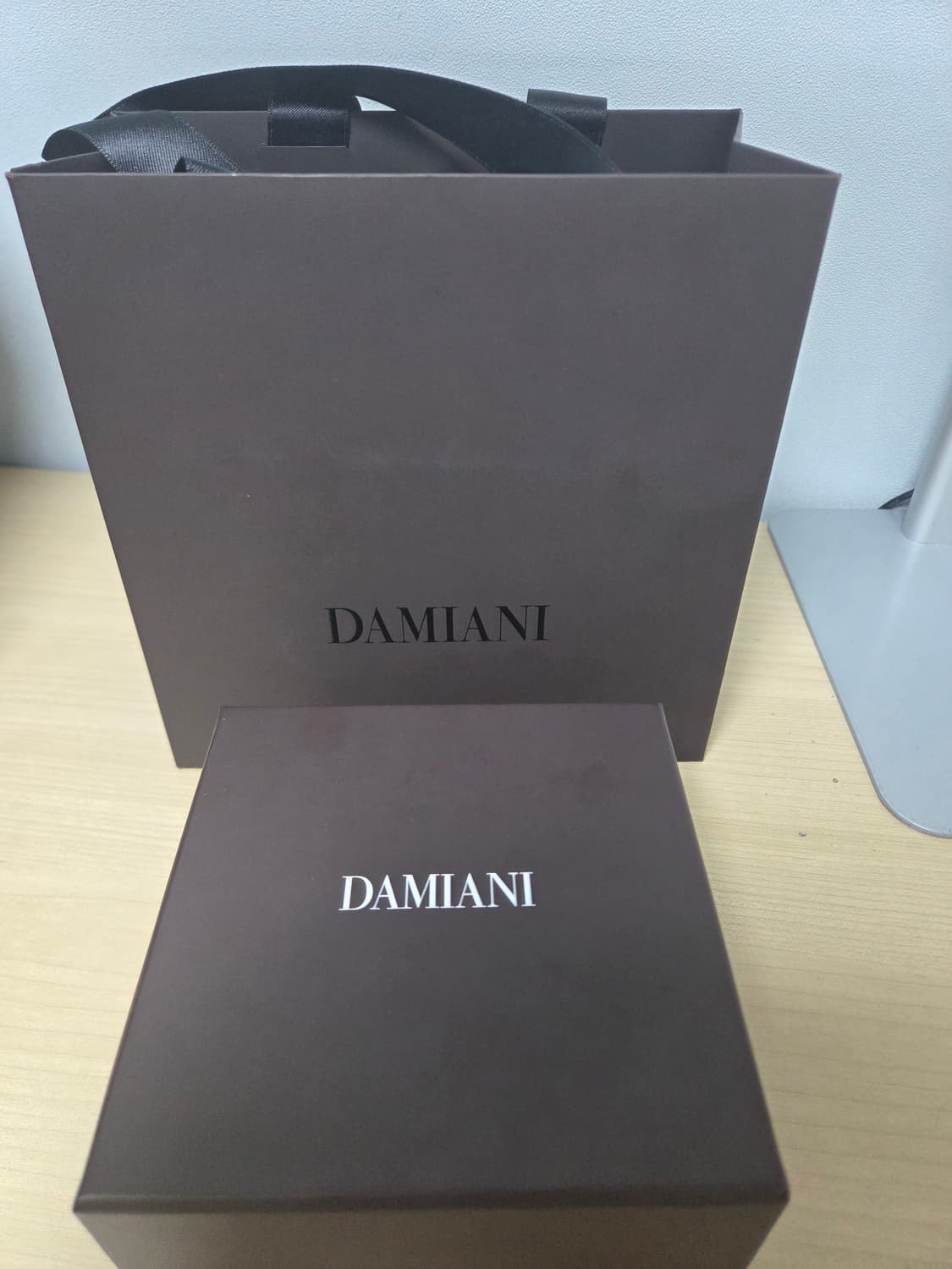 다미아니 벨에포크 미듐 m사이즈 목걸이판매합니다. 상품이미지2