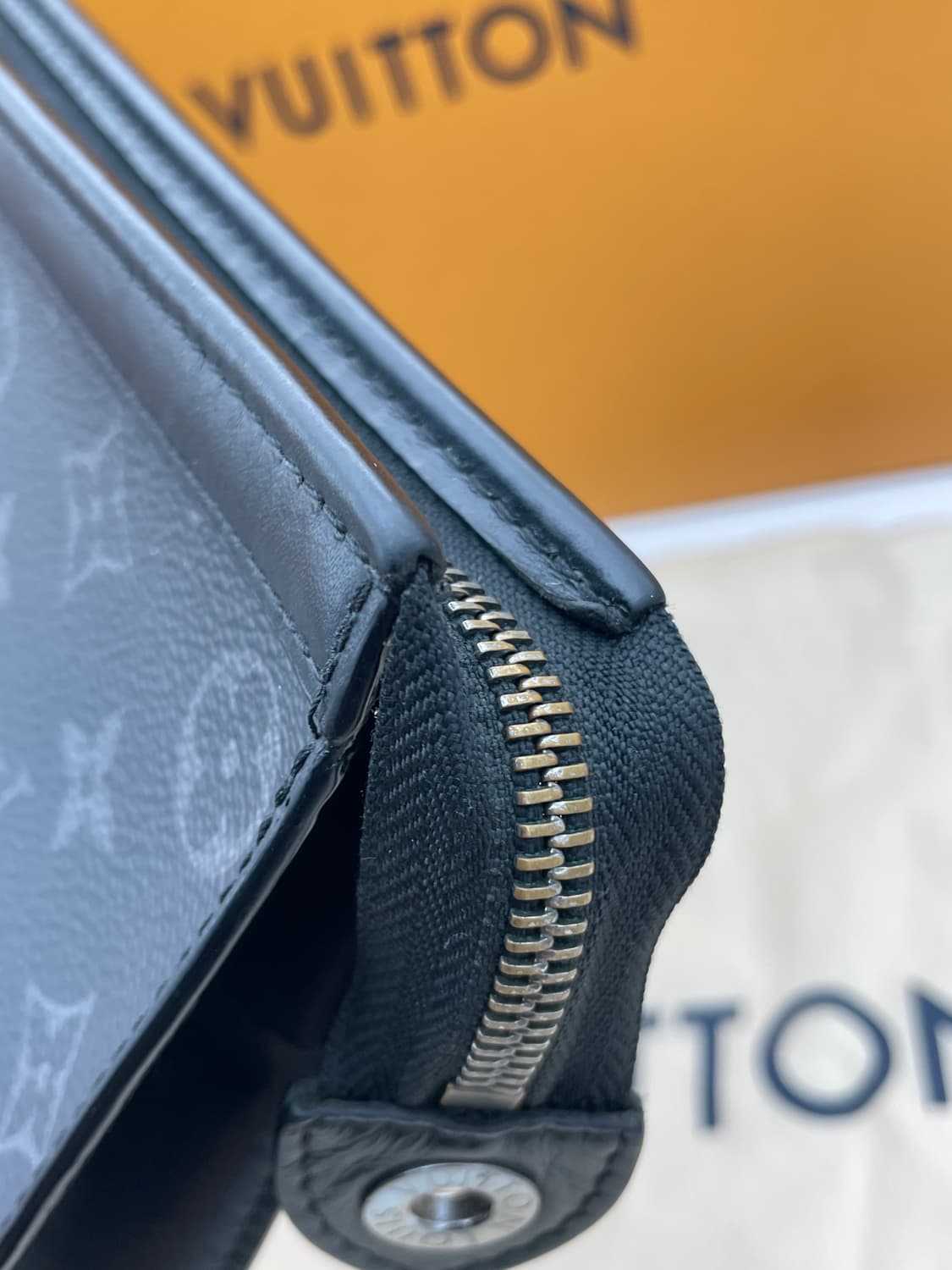 [ 정품 / 풀구성 ] 루이비통 이클립스 포쉐트 보야주 클러치백 블랙 상품이미지5