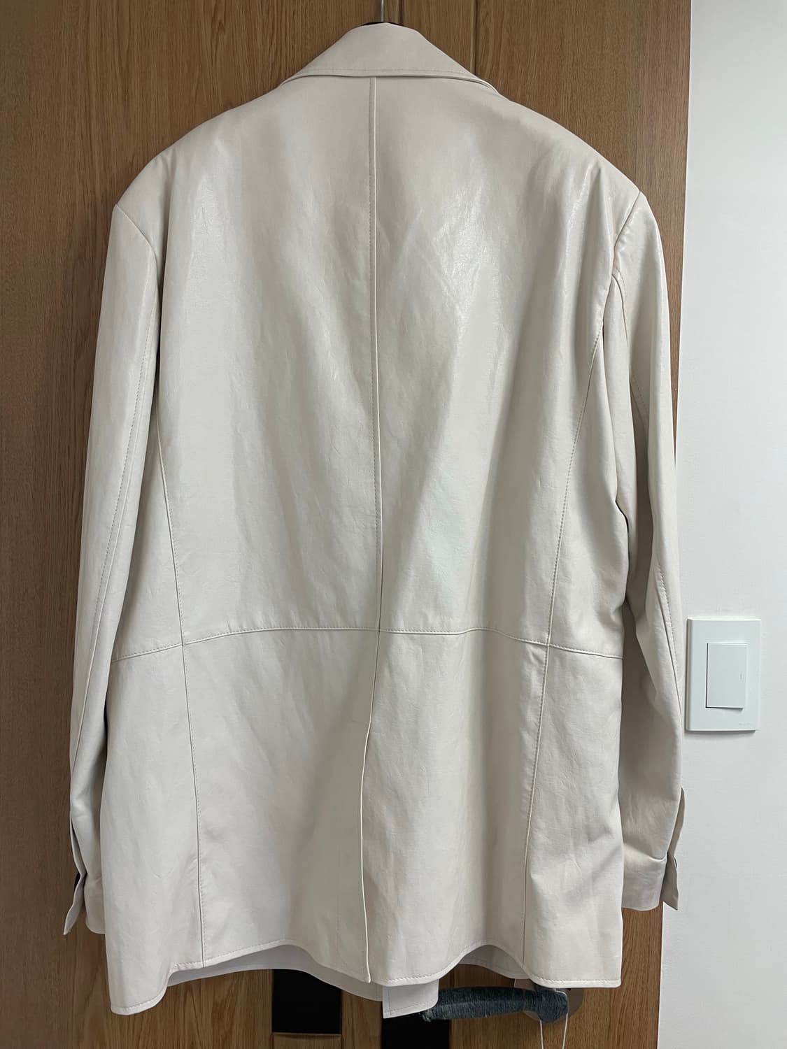 에스이오 seo 와이드 화이트 레더 재킷 상품이미지5