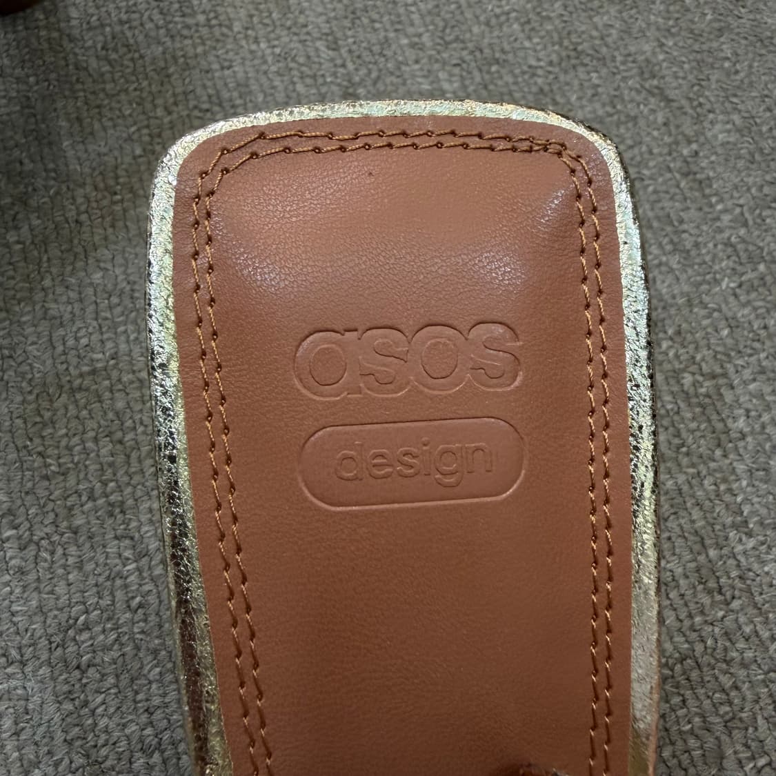 ASOS  mid heel 미드힐 리본 골드 힐 슈즈  상품이미지3