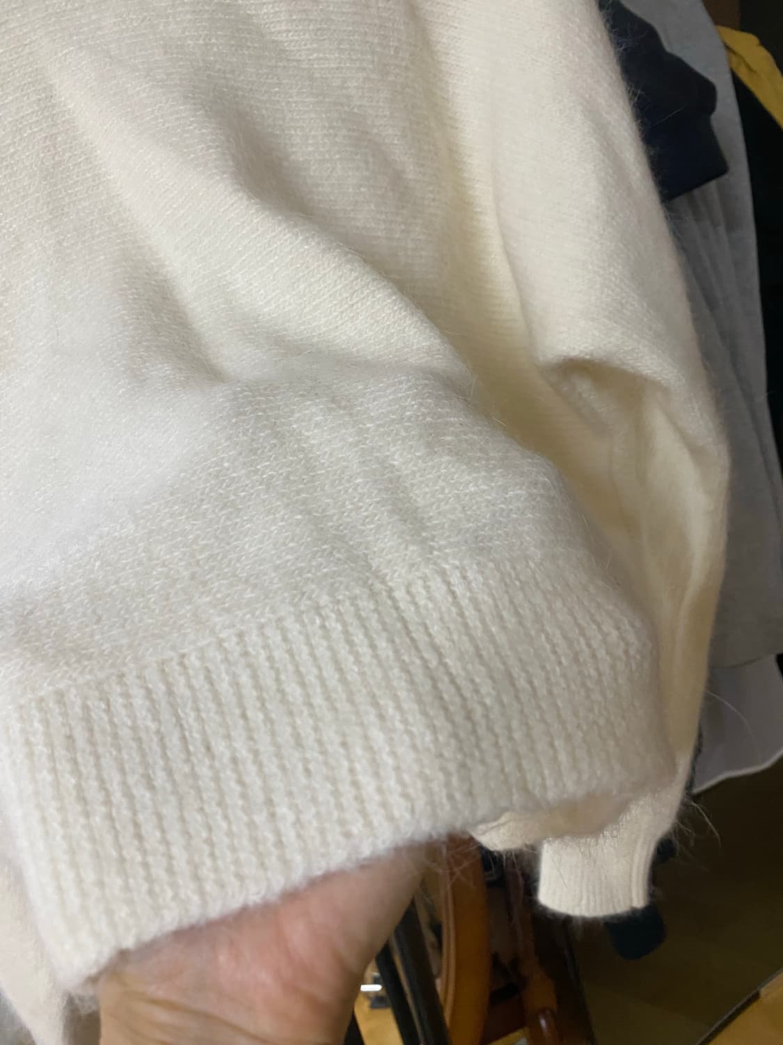 아이보리 앙고라 니트 상품이미지4