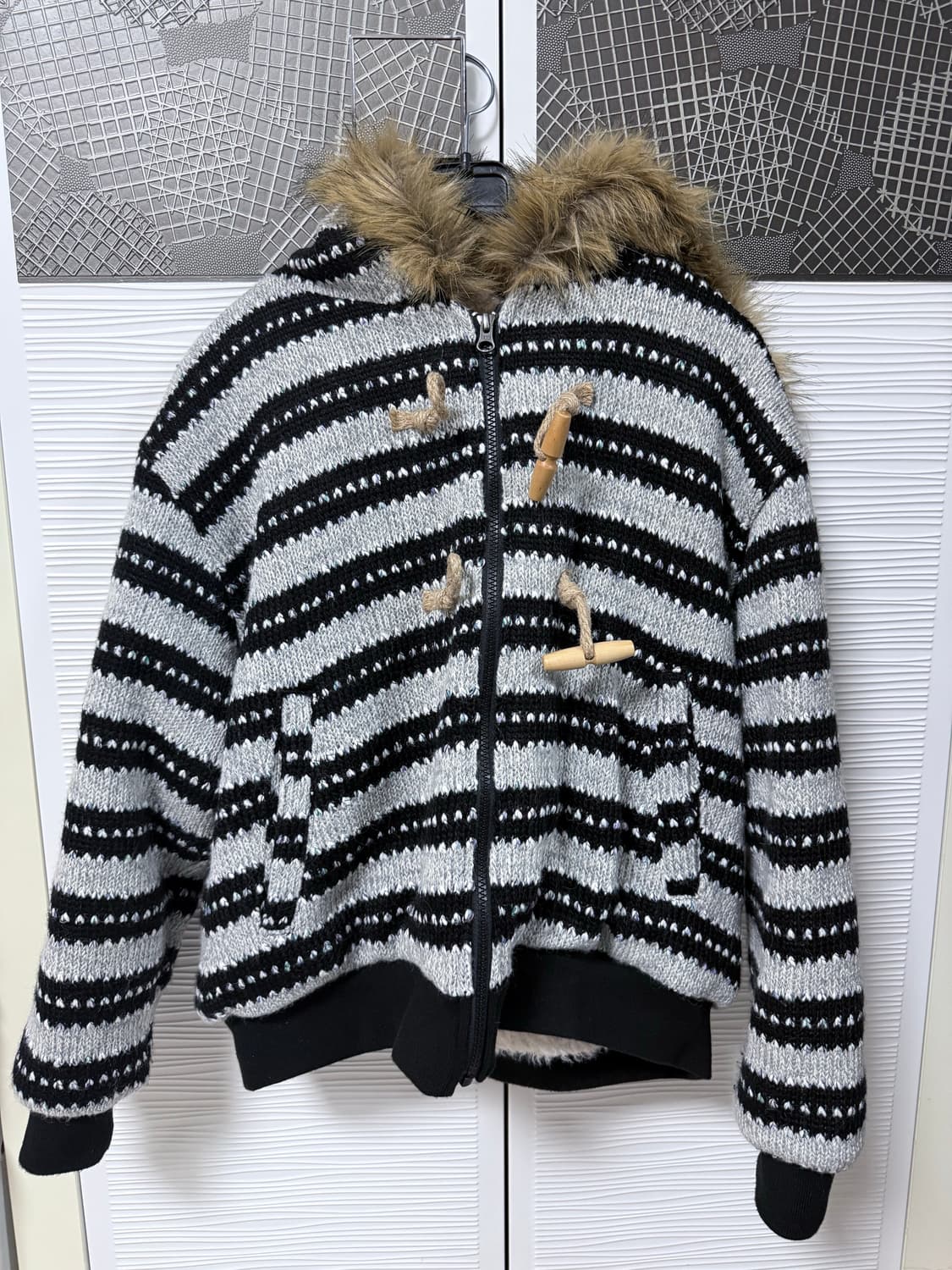 인앤양인하모니 Knit hooded jacket, striped 상품이미지2