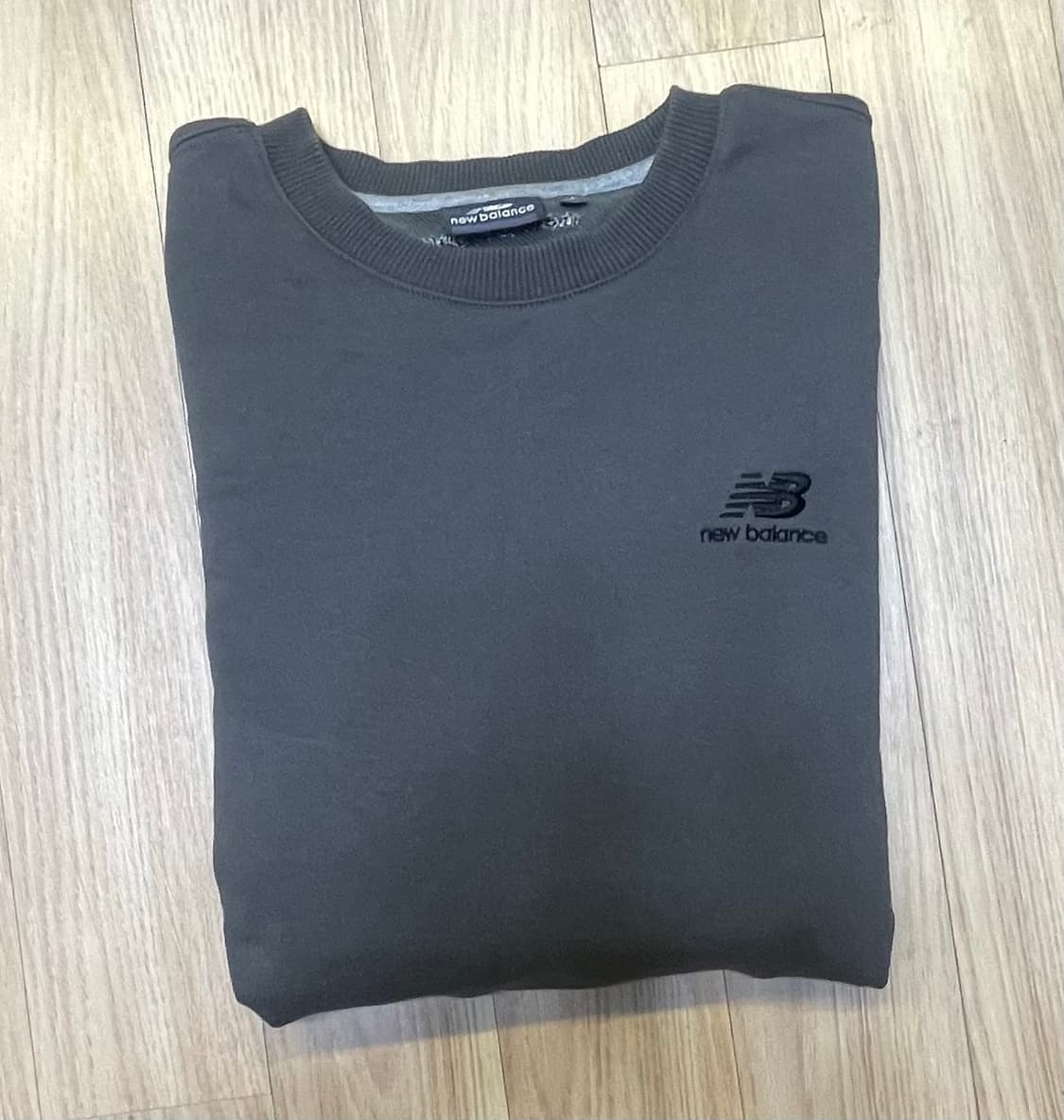 뉴발란스 맨투맨  상품이미지1