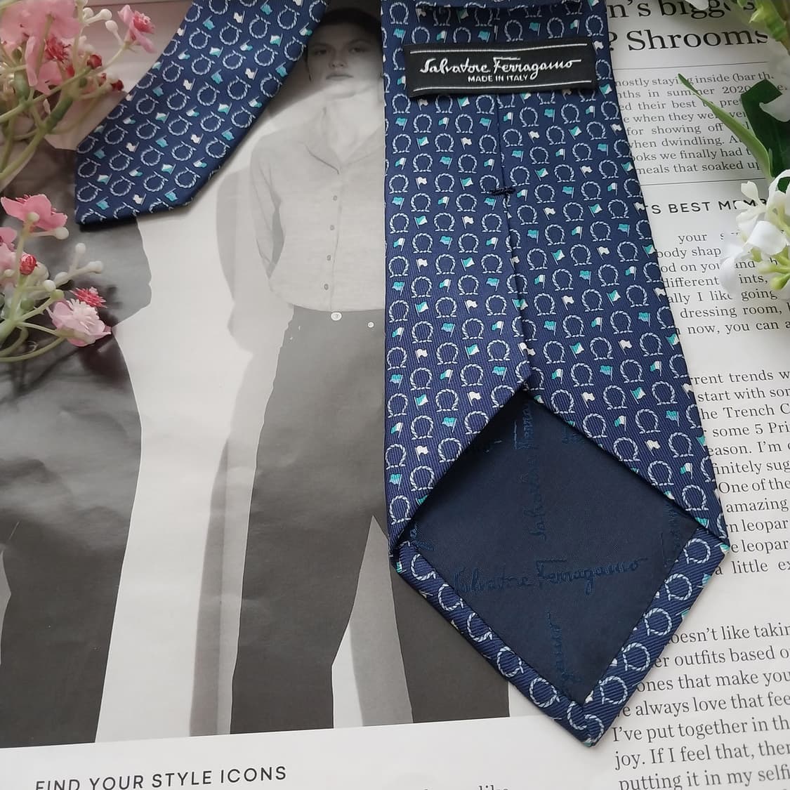 페라가모 실크 네이비 간치니 넥타이 8.2cm A+등급 K1832
 상품이미지6