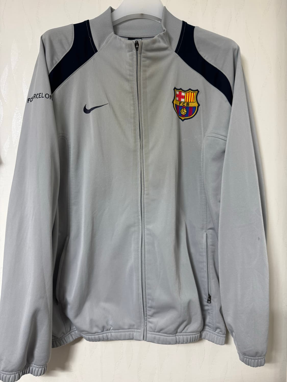 05-06 바르셀로나 나이키 트랙 자켓 그레이 상품이미지1