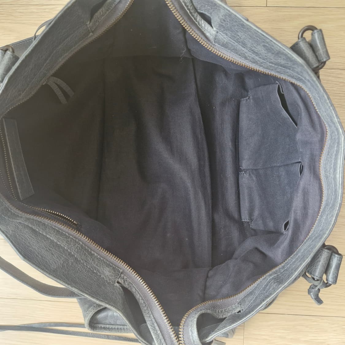 발렌시아가 모터백  상품이미지8