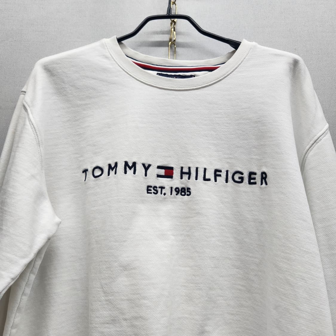 타미힐피거 빅로고 자수 맨투맨 M(L) 상품이미지2