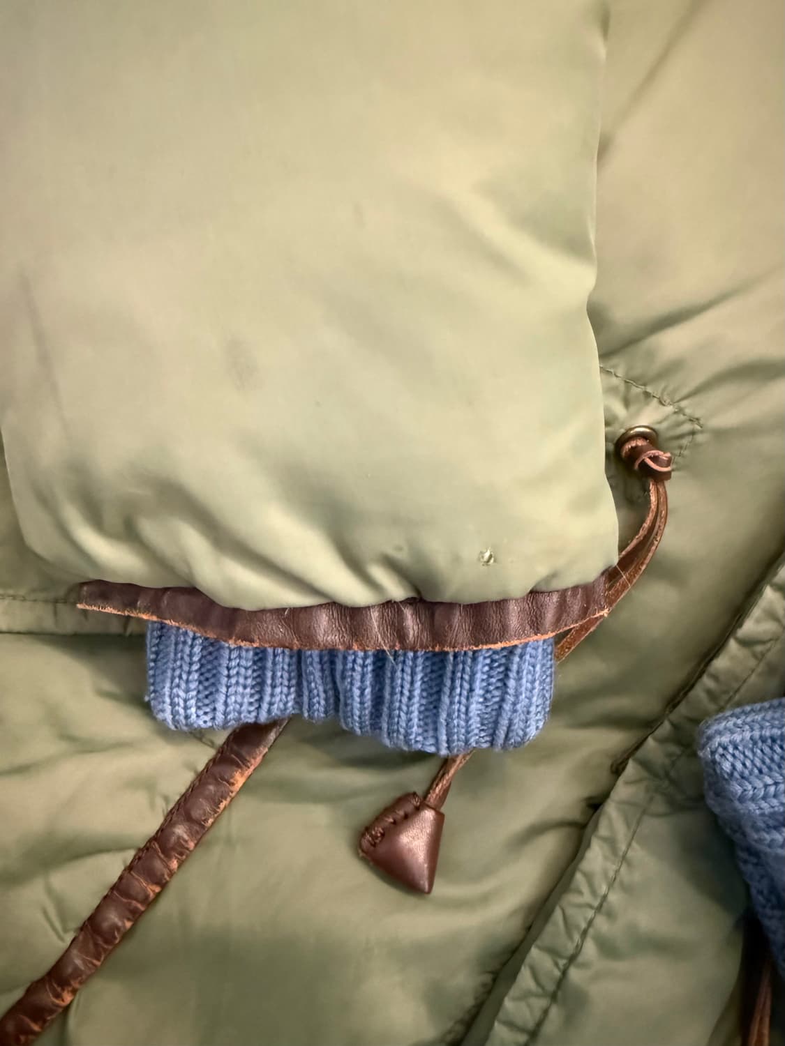 디스퀘어드 퍼킹 프리징 아카이브 패딩 (봉태규 착) 상품이미지8