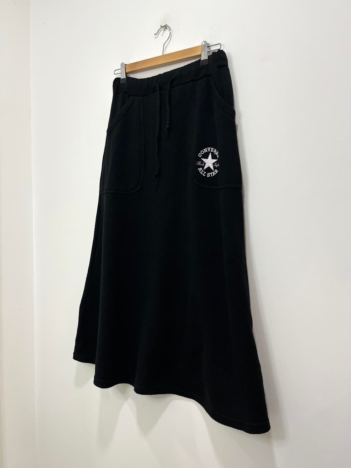 컨버스 올스타 로고 자수 플래어 롱스커트 상품이미지2