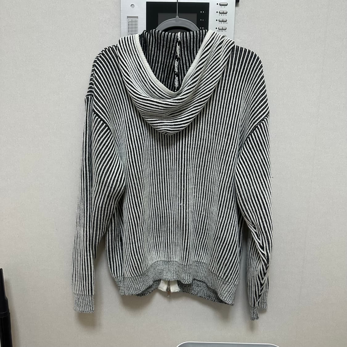 ROYNINE 스트라이프 후드 니트집업 상품이미지3