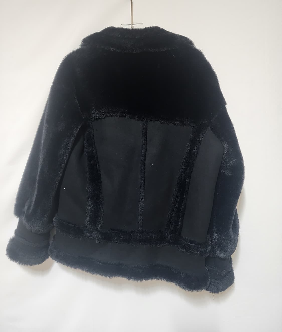 블랙 퍼배색 무스탕 상품이미지5