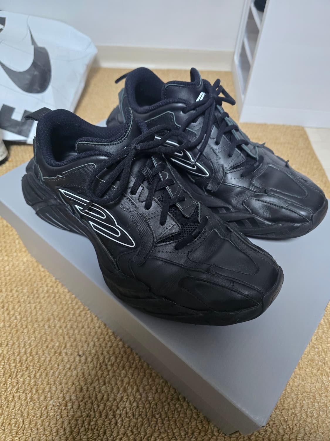 발렌시아가 먼데이 42 상품이미지3