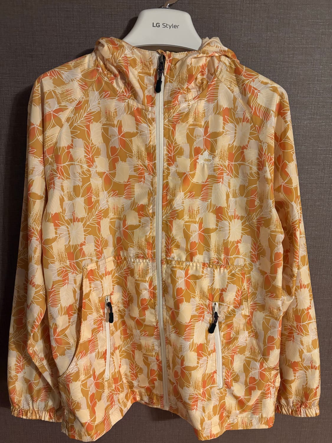 LOGOS 여성 꽃무늬 바람막이 JAPAN 상품이미지1