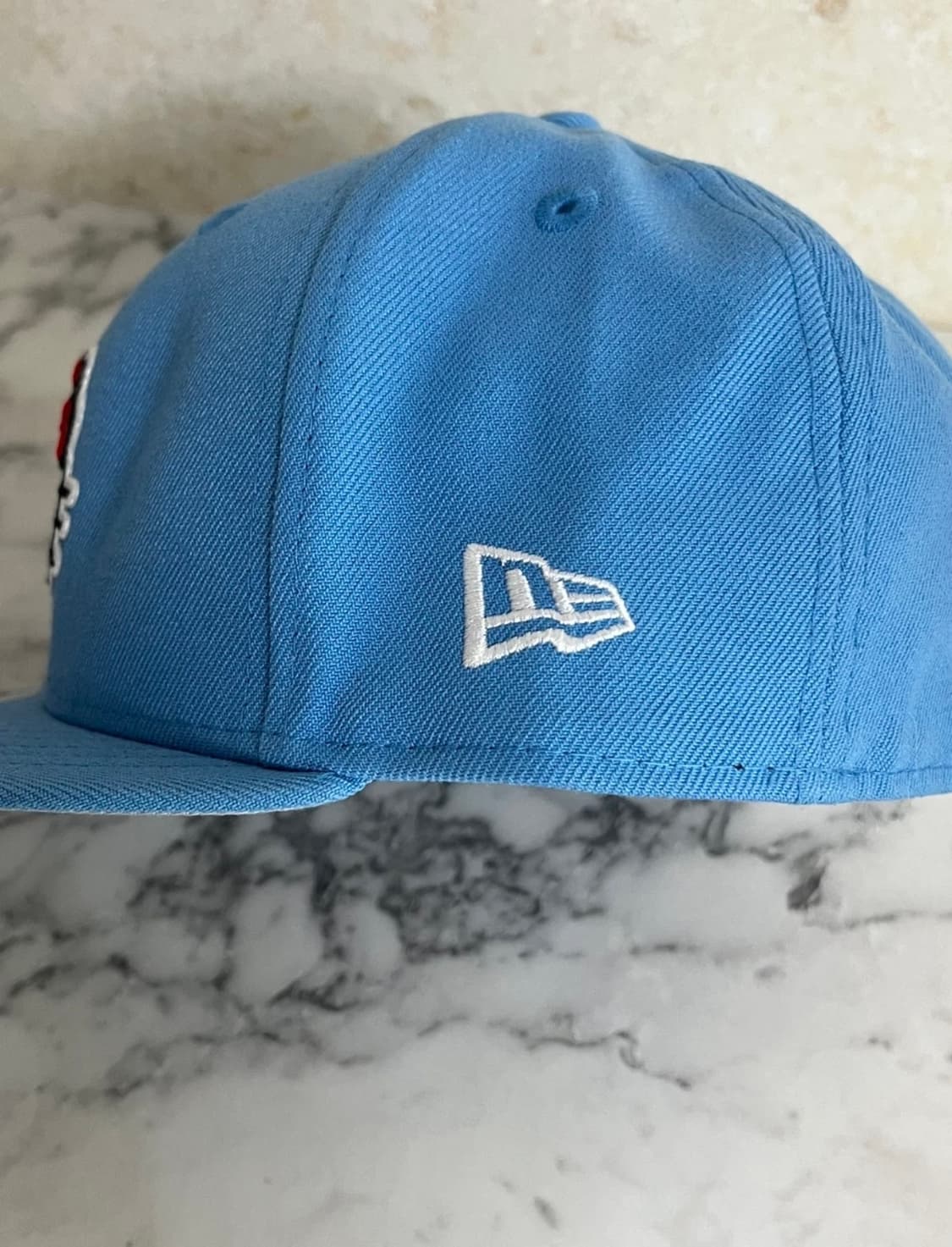 🩵[새상품] 뉴에라 키즈 헬로키티 캡모자🩵 상품이미지4