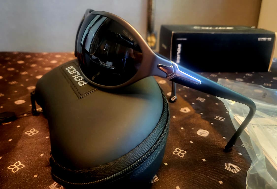 [미착용 새상품] POLICE - 폴리스 스포츠 선글라스 상품이미지5