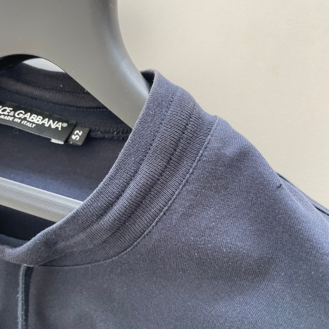 돌체앤가바나 52/공용L-XL 딥네이비 라운드 스트링 디테일 반팔 티셔츠 상품이미지7