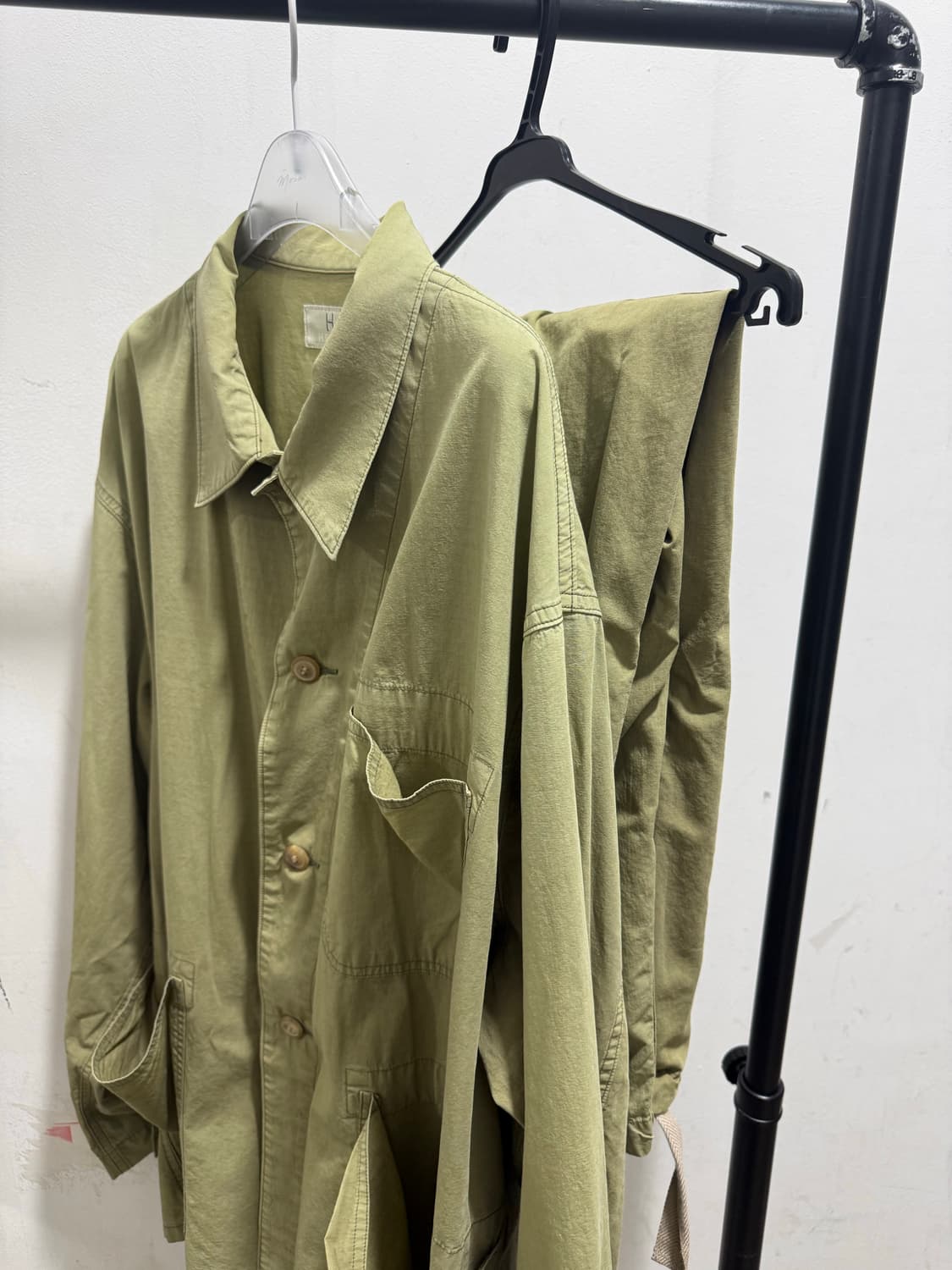 헤릴 커버올 카키 셋업 상품이미지1