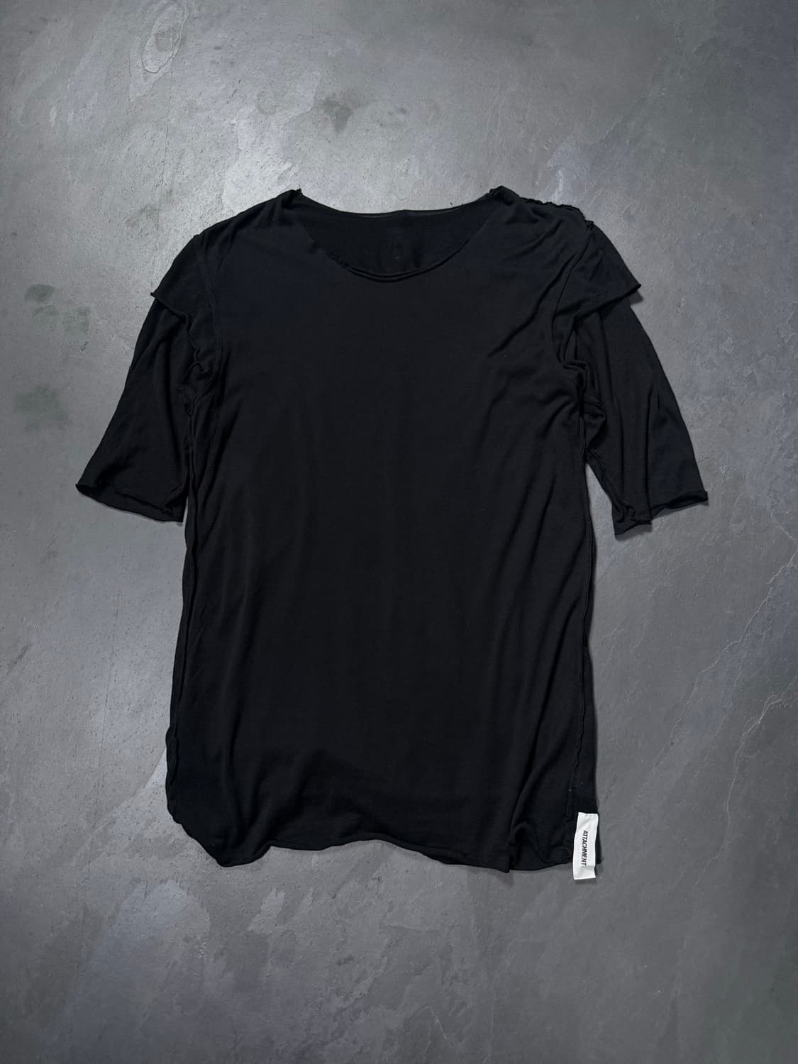 ATTACHMENT Layered Cut-out 3/4 T Shirt 상품이미지3