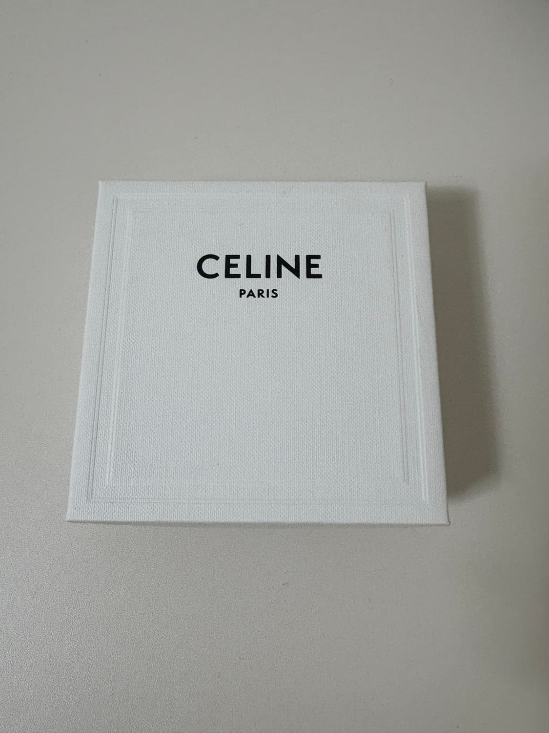 셀린느 블랙 스크런치 슈슈 판매해요 상품이미지2