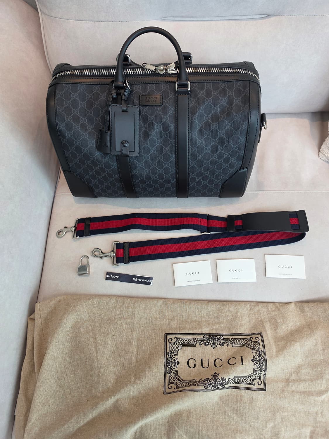 구찌 GG 수프림 캐리온 더플백 새상품급 상품이미지1