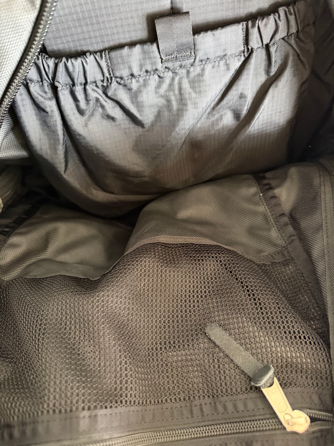 그레고리 데이앤하프 백팩 33L 상품이미지4