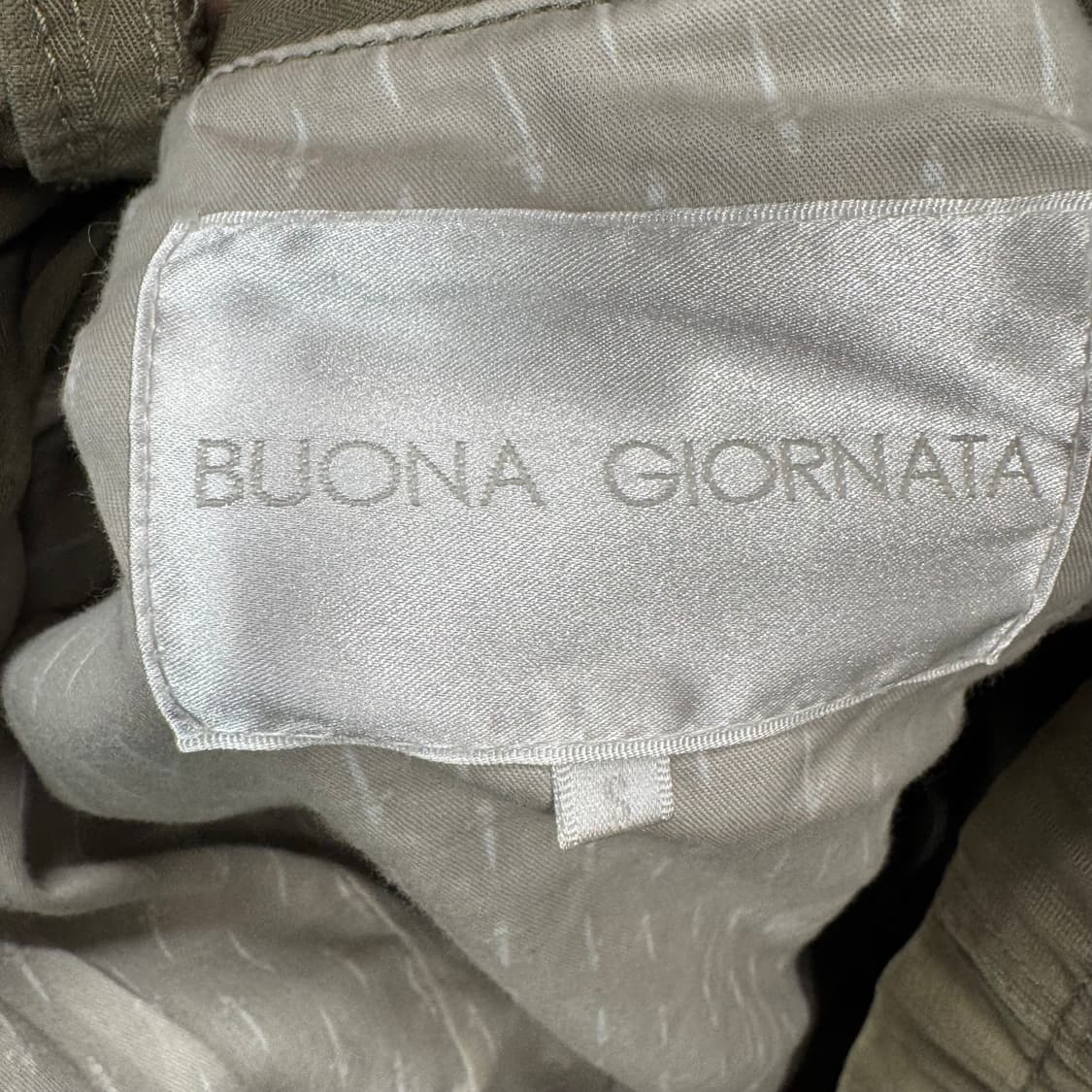 JPN VINTAGE M-65 필드자켓 전면 포켓 포인트 라이트카키 상품이미지5