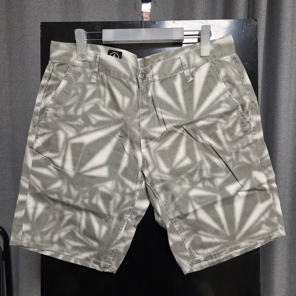 Volcom 패턴 하프 팬츠 33-34 상품이미지1