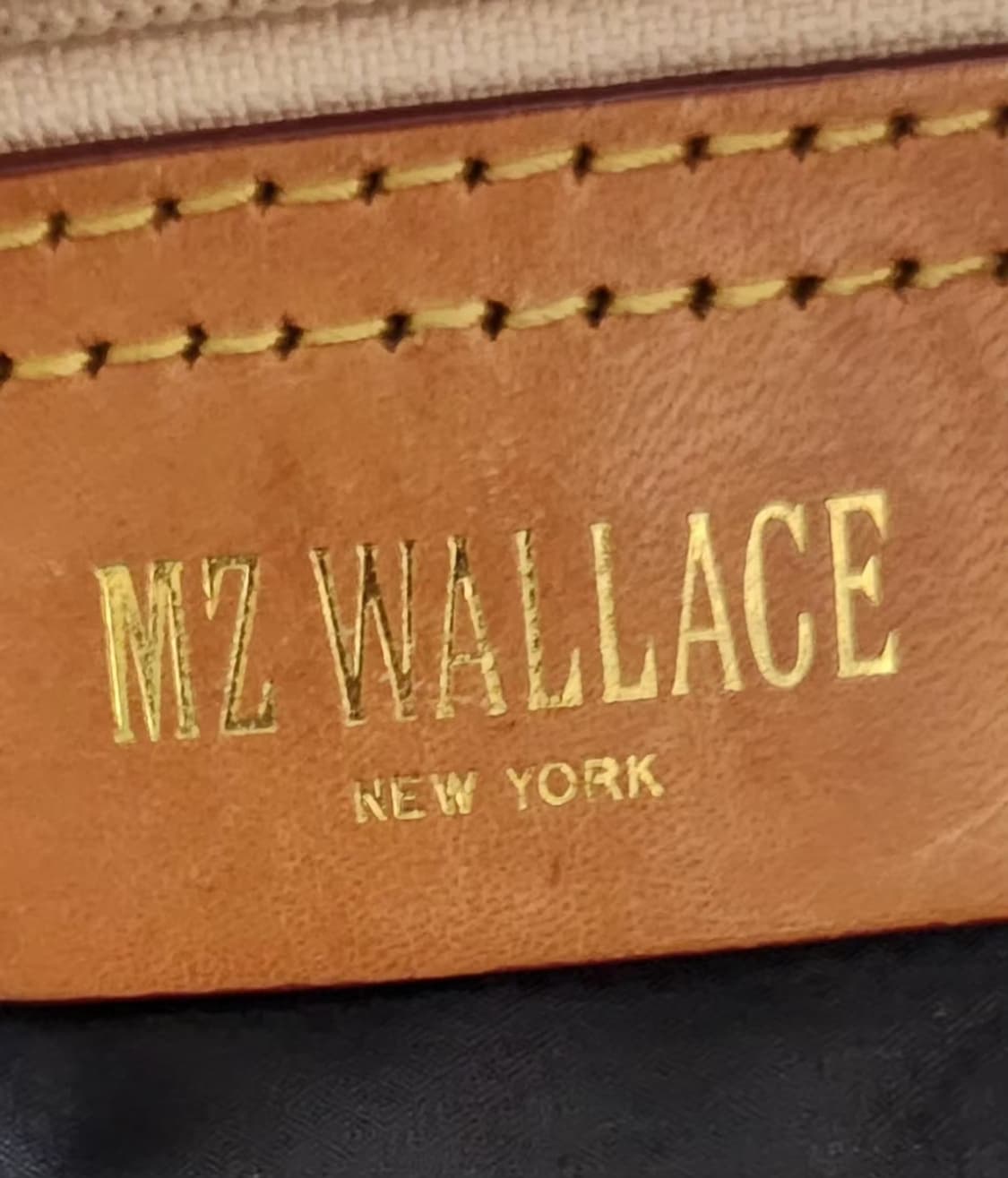 MZ WALLACE 누빔가방 퀄팅가방 토트백 크로스백 상품이미지5