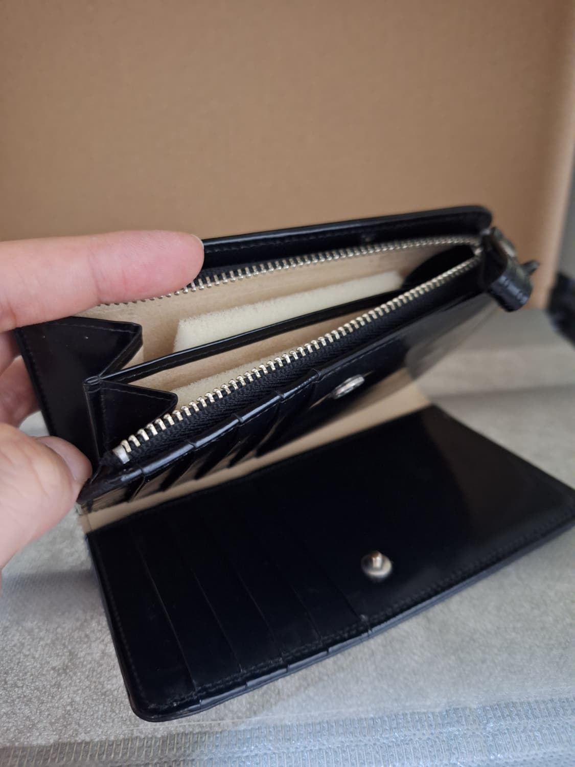 요시다 포터 가죽 지갑 판매합니다 상품이미지6