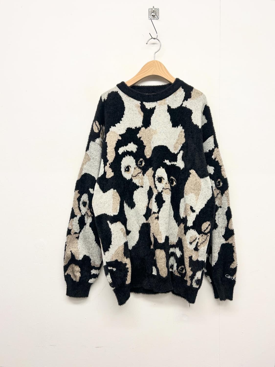 그라니프 X 그렘린즈 기즈모 니트 상품이미지1