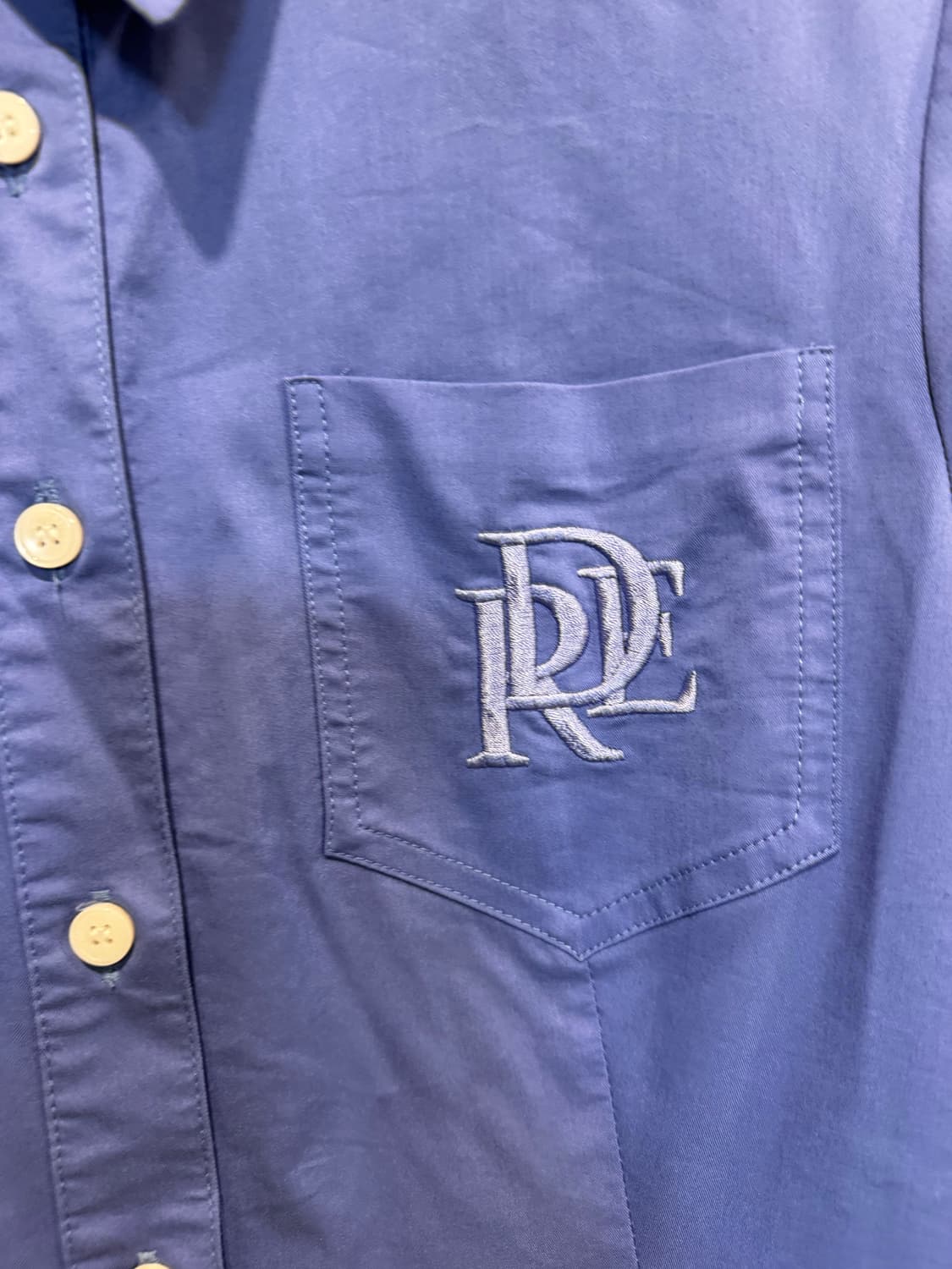 제평 드에스더 비비안 블루 자수 셔츠 블라우스 상품이미지5