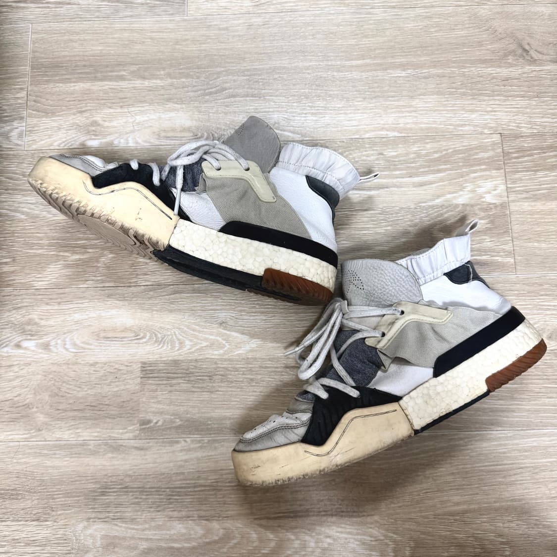 아디다스 알렉산더왕 비볼 270 상품이미지2