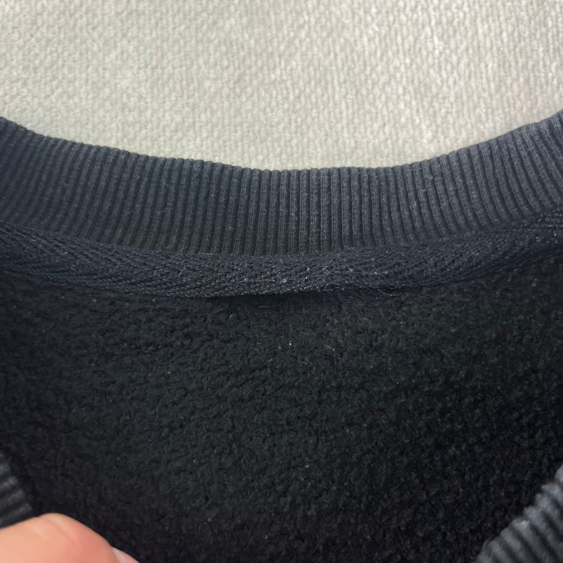 100 스투시 베이직로고 맨투맨 상품이미지4