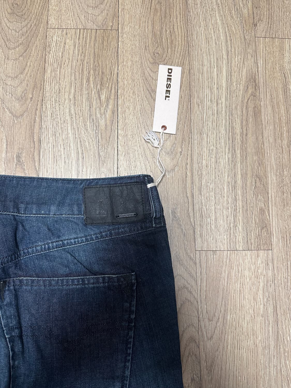 디젤 새상품 스트레이트 오버핏 31 상품이미지3