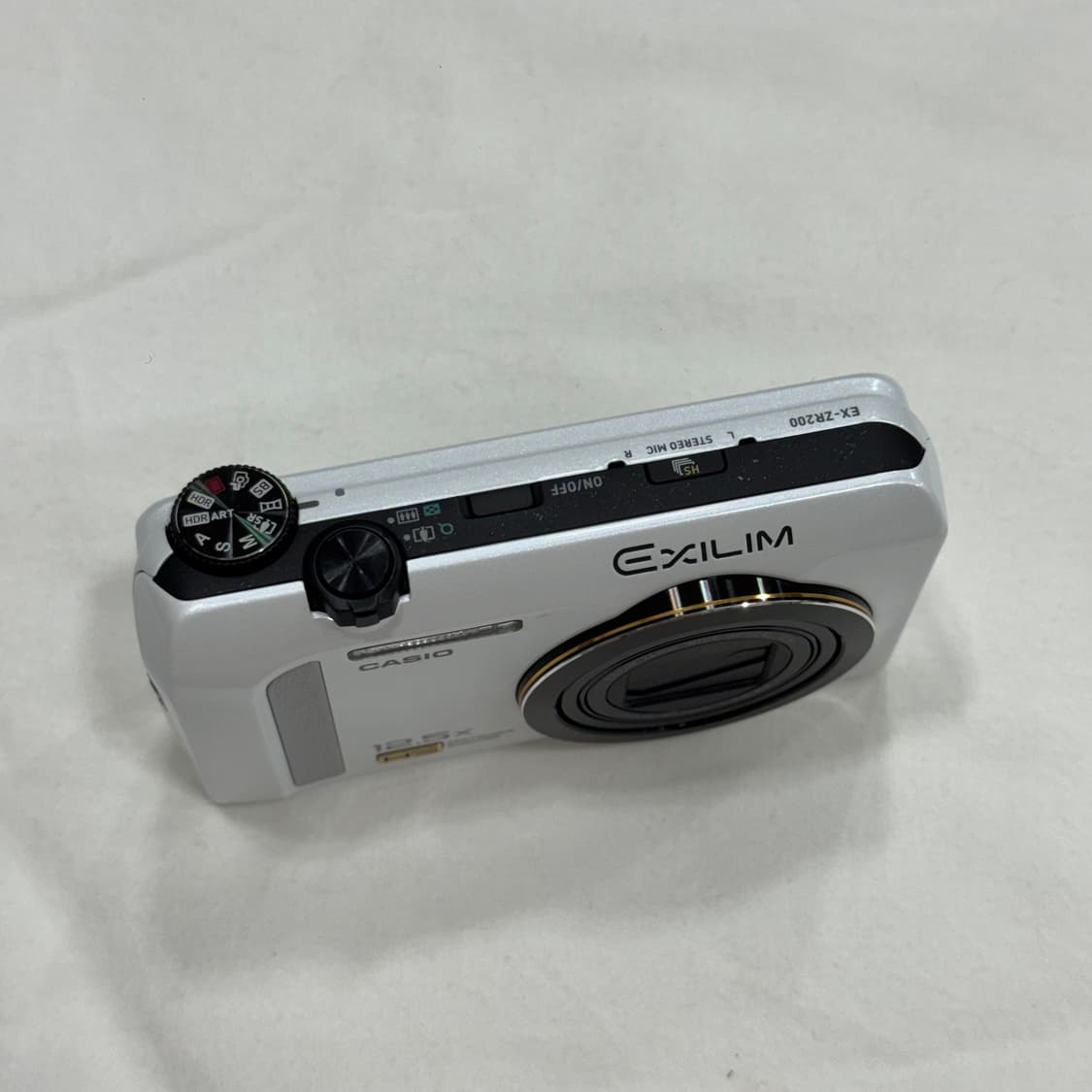 작례⭕️ 카시오 엑슬림 Casio Exilim EX-ZR200 화이트 디 상품이미지4