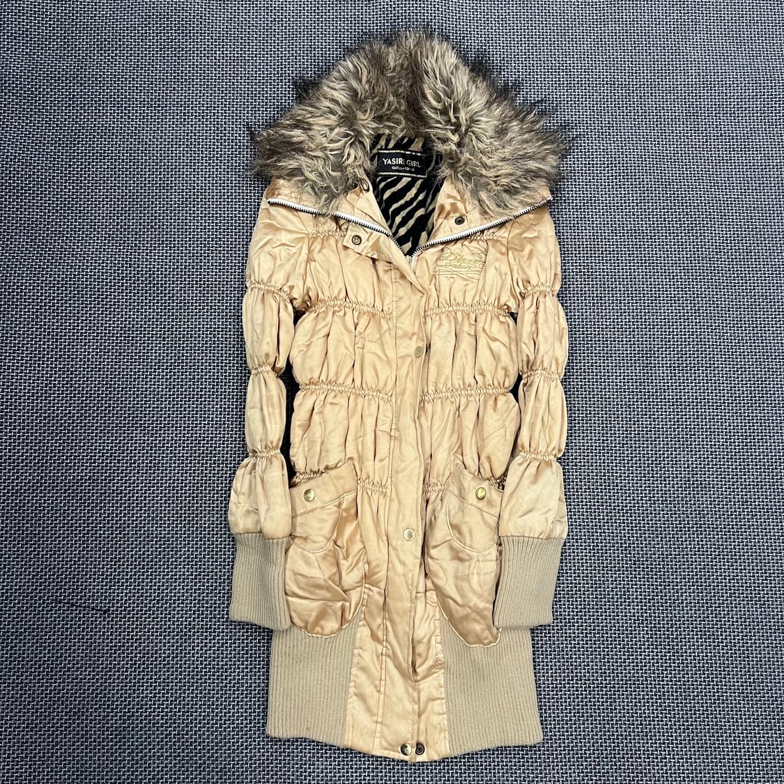 빈티지 갸루 퍼카라 롱 경량패딩 상품이미지1