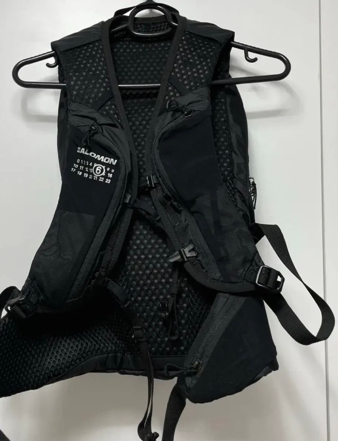 살로몬 mm6 백팩 상품이미지2