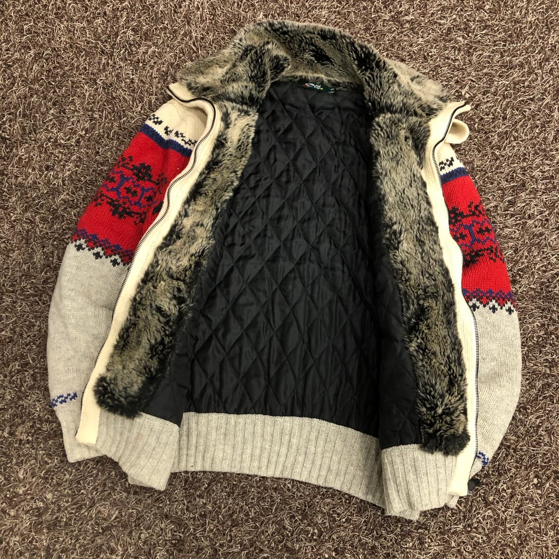 CRUX 코위찬 퍼 하이넥 집업 자켓 상품이미지3