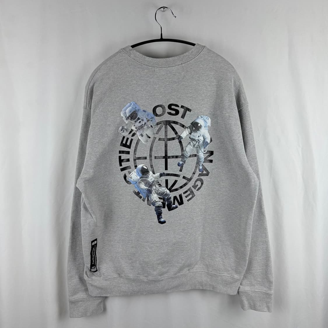 (M) LMC 우주비행사 맨투맨 그레이 상품이미지6