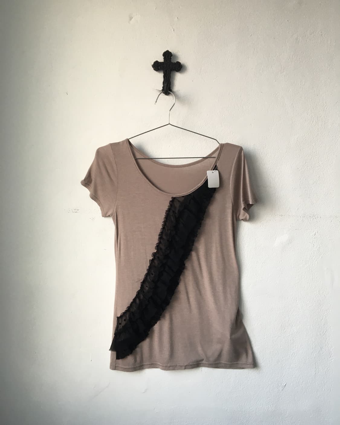 Lace trimming t shirt 상품이미지1