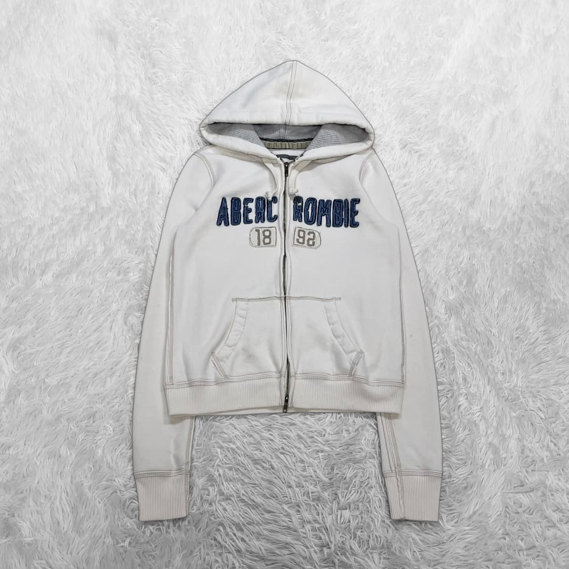 아베크롬비 스펠 로고 후드집업 아이보리 상품이미지2