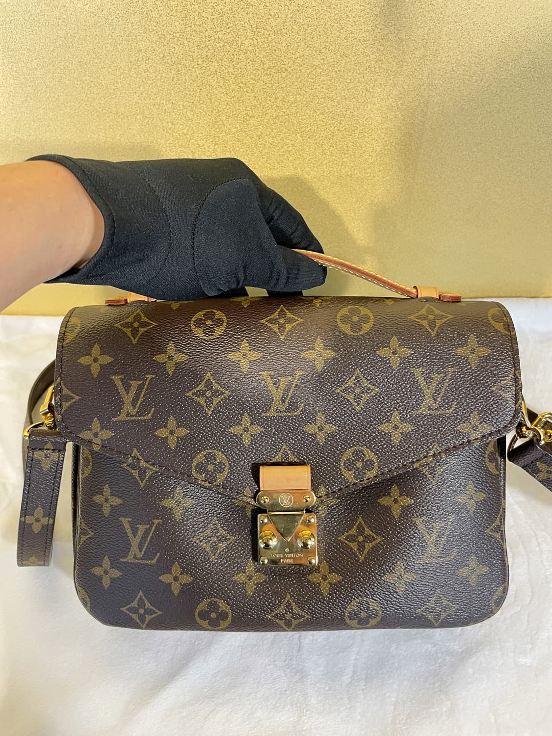 루이비통 포쉐트 메티스 모노그램 캔버스백 상품이미지2