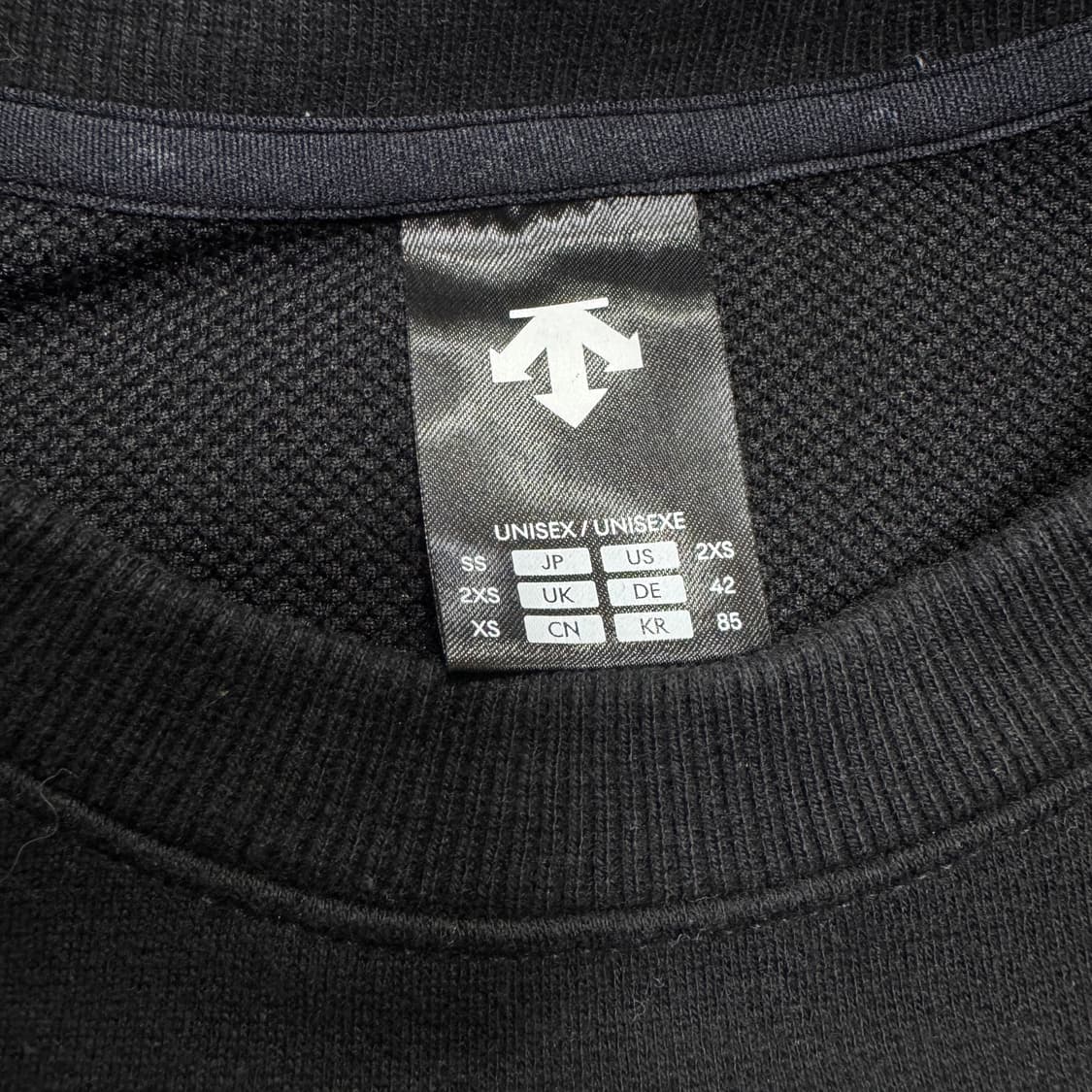 데상트 맨투맨 상품이미지4