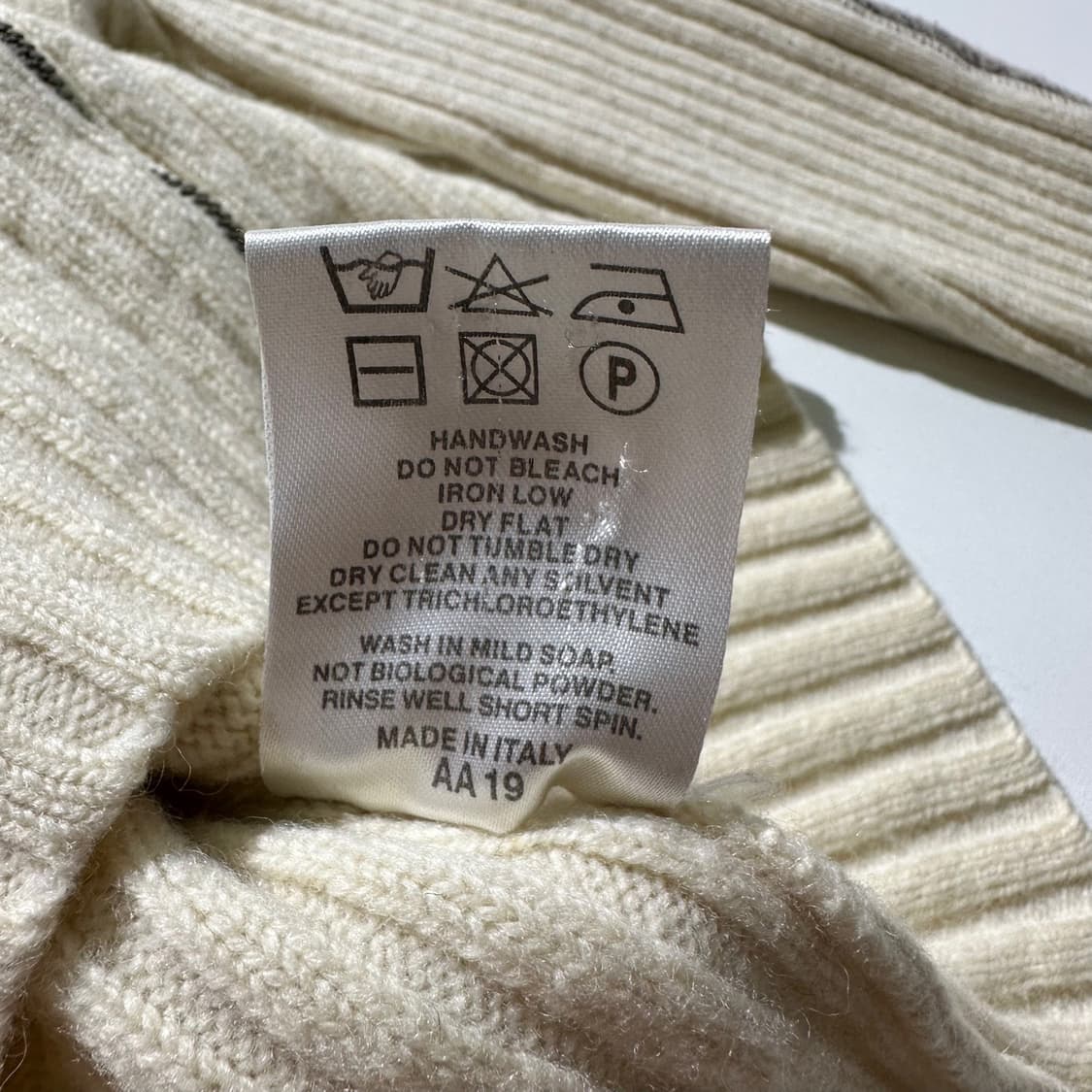 버버리 노바체크 패턴 램스울 투웨이 집업 가디건 상품이미지10