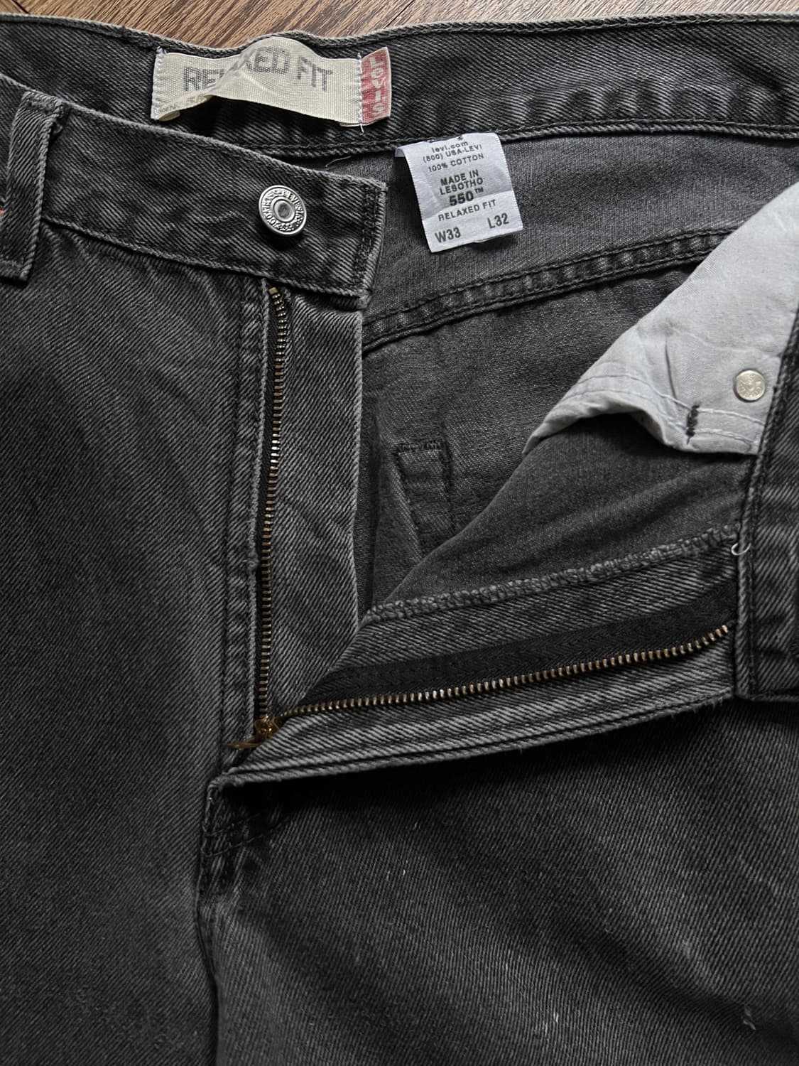 [33]00's 리바이스 USA 550 블랭크탭 페인티드 흑청 데님 팬츠 상품이미지3