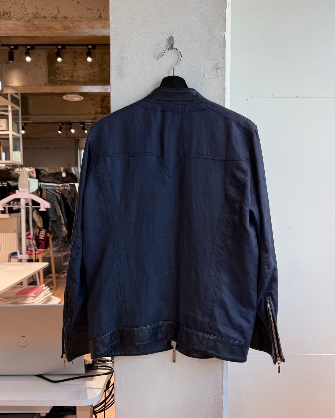 베르사체 네이비 린넨 레더 트림 블루종 자켓 상품이미지7