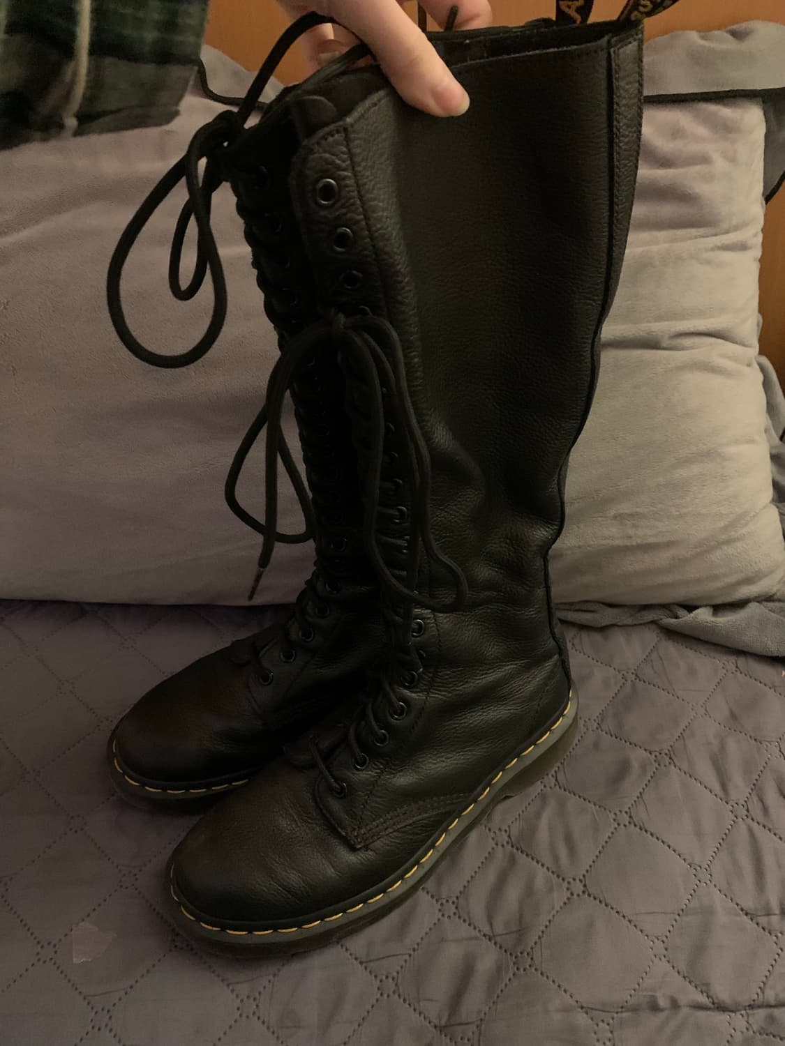 닥터마틴 버지니아 20홀 250 상품이미지2